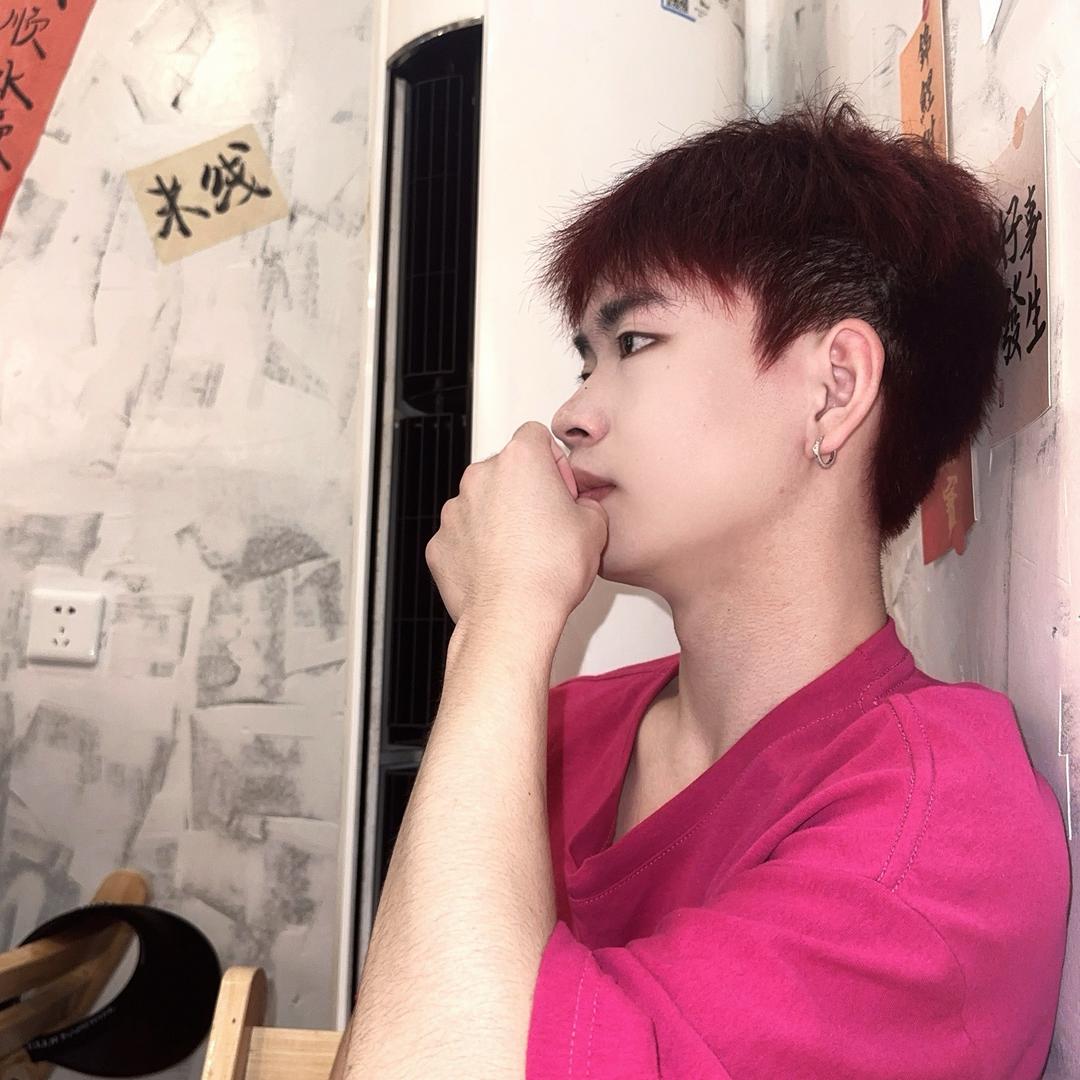 芷江芷莱美美发 张文稀