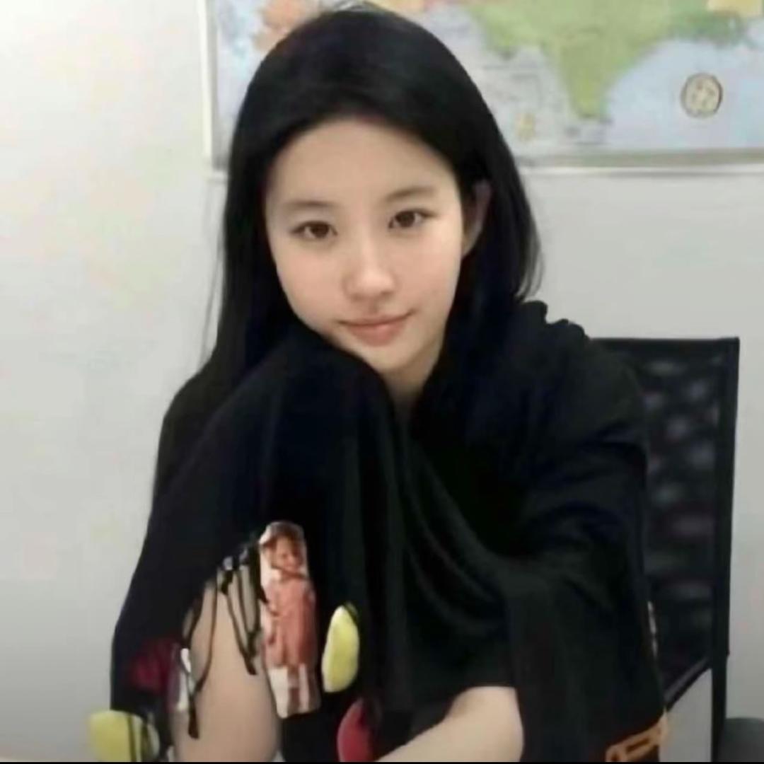 你怎么又跟女的说话我不活了