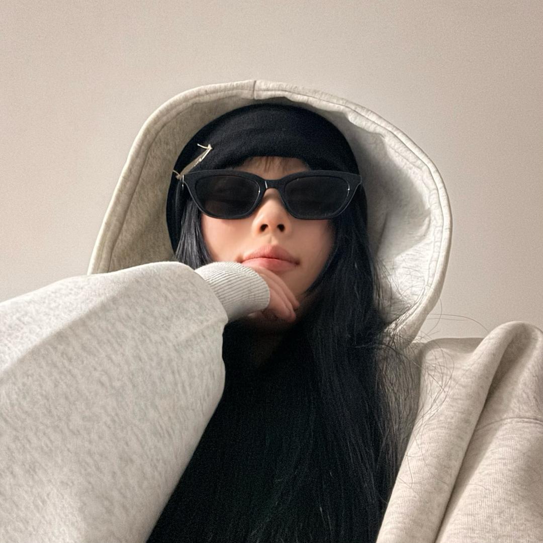 丞丞.