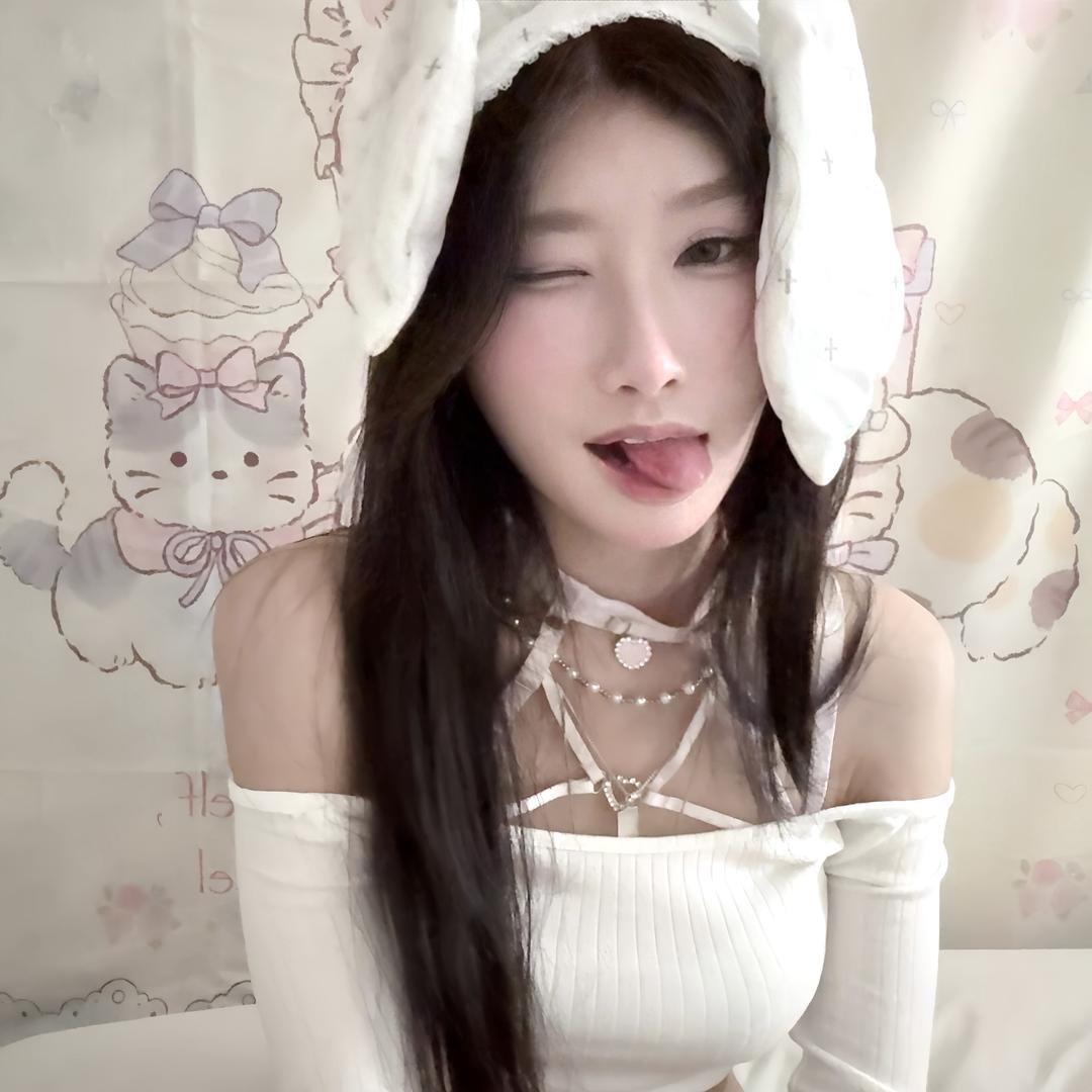 한서아.