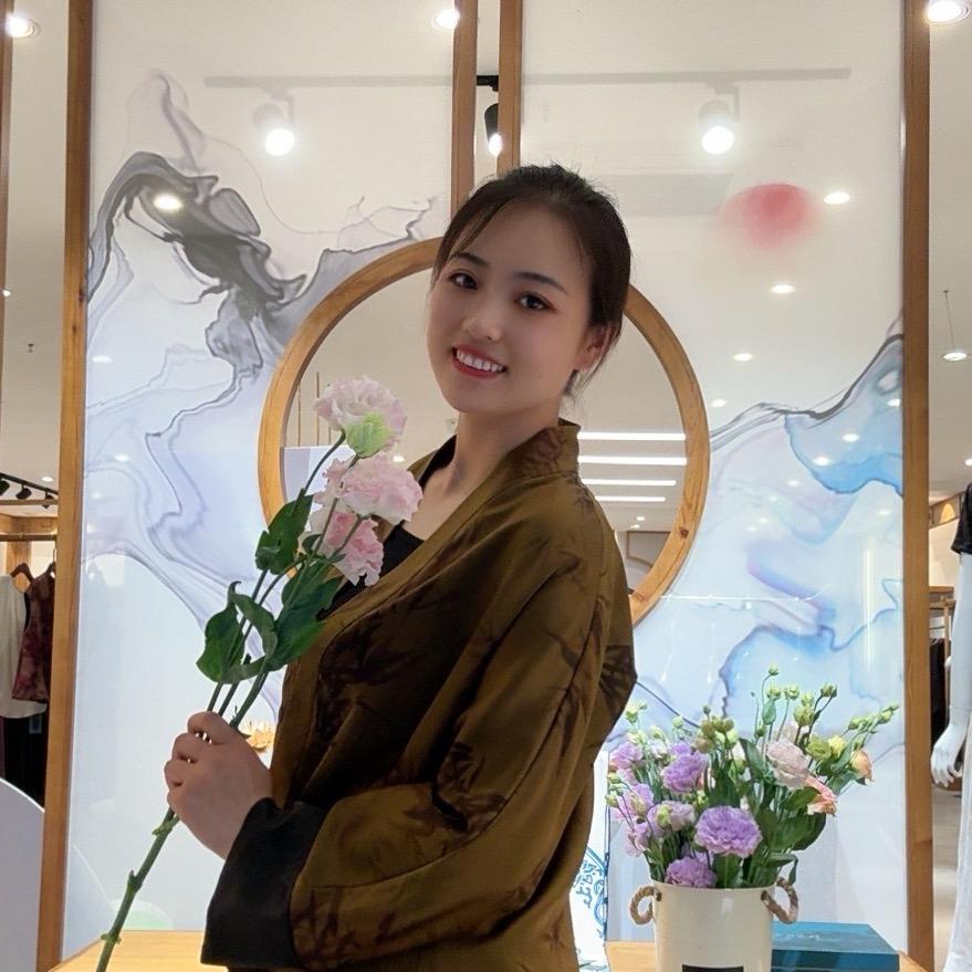 请叫我芳芳