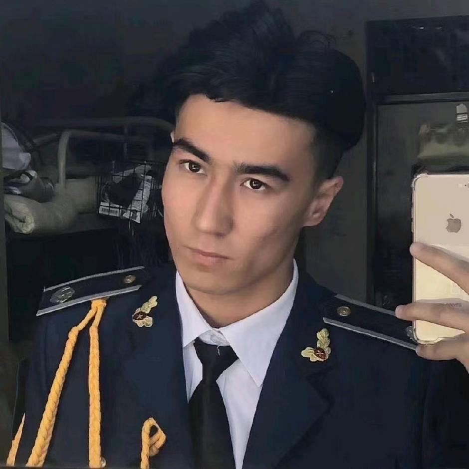夏依买尔旦说车