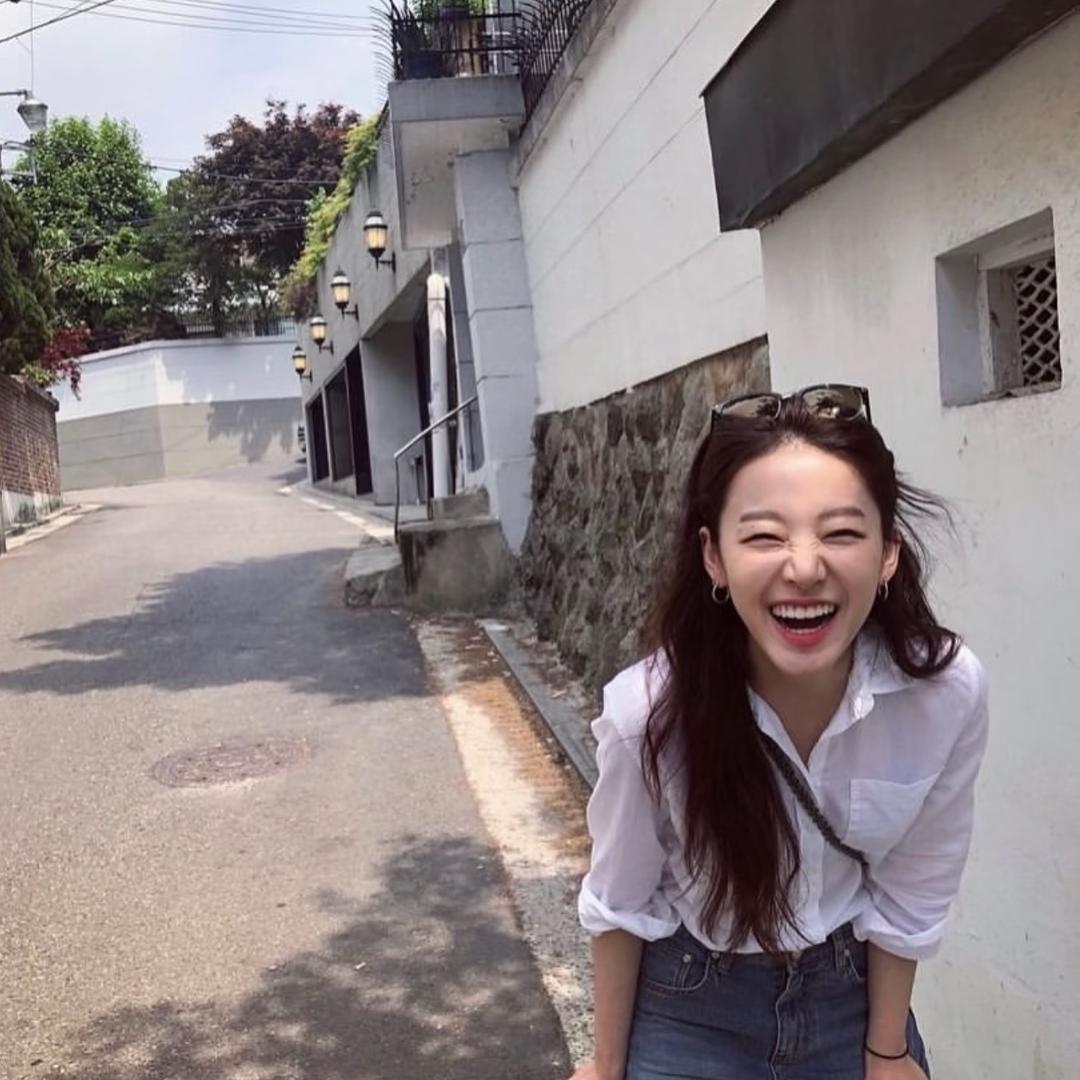 才不是美女.