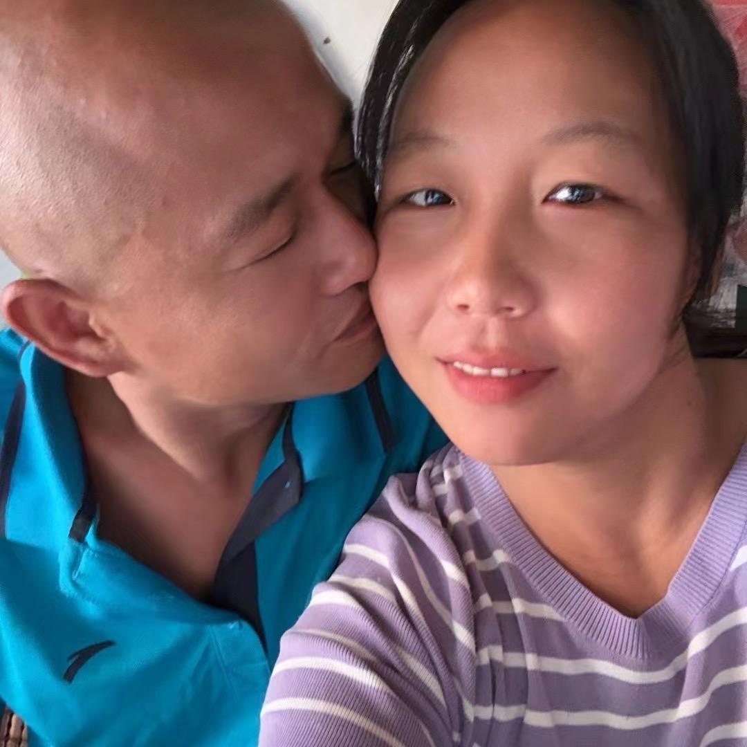 涛哥涛嫂(二婚五个儿子)