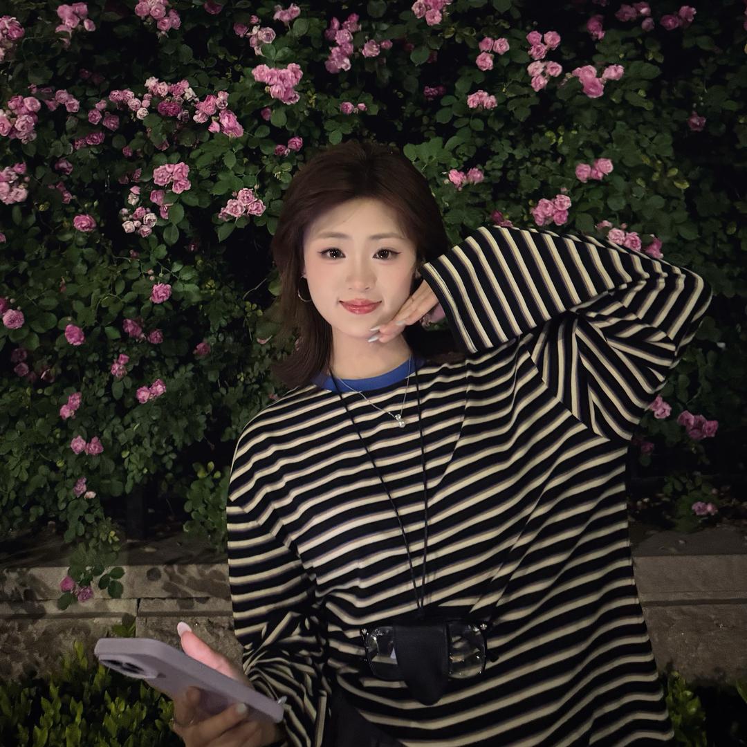 🌈୧ ⍤⃝🍓雪憨憨～🍂