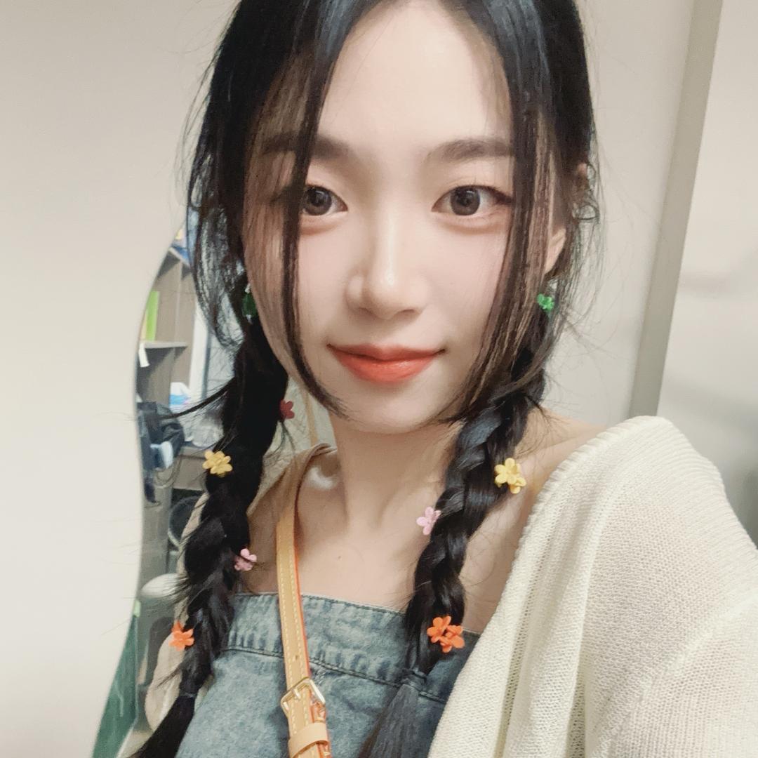 菜菜小甜豆