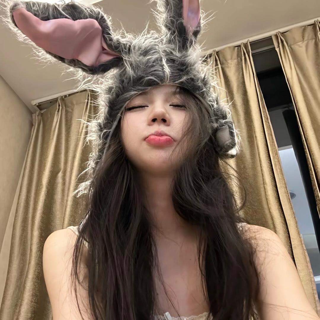 Llyyi