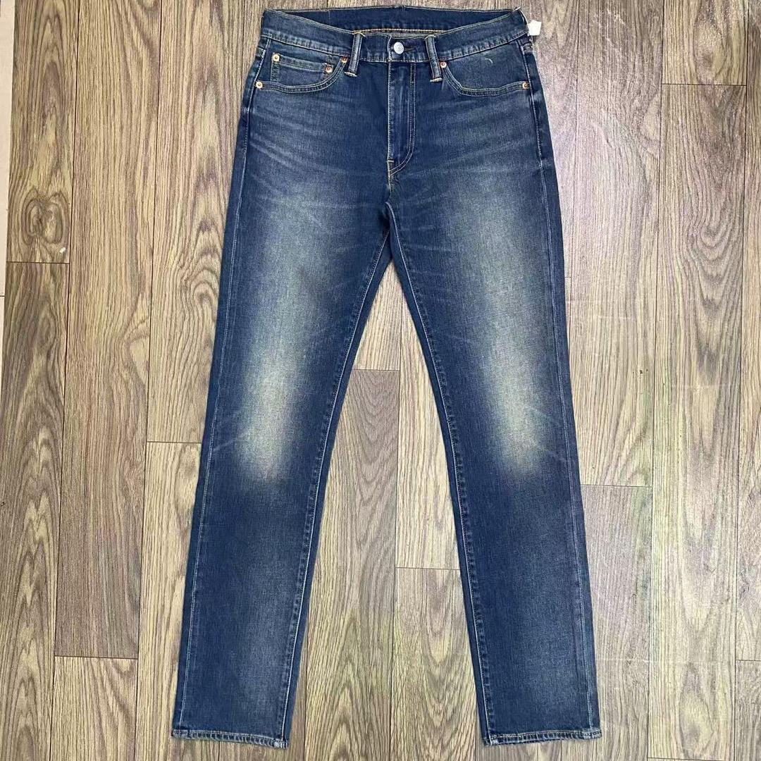 玲玲男装柜货牛仔