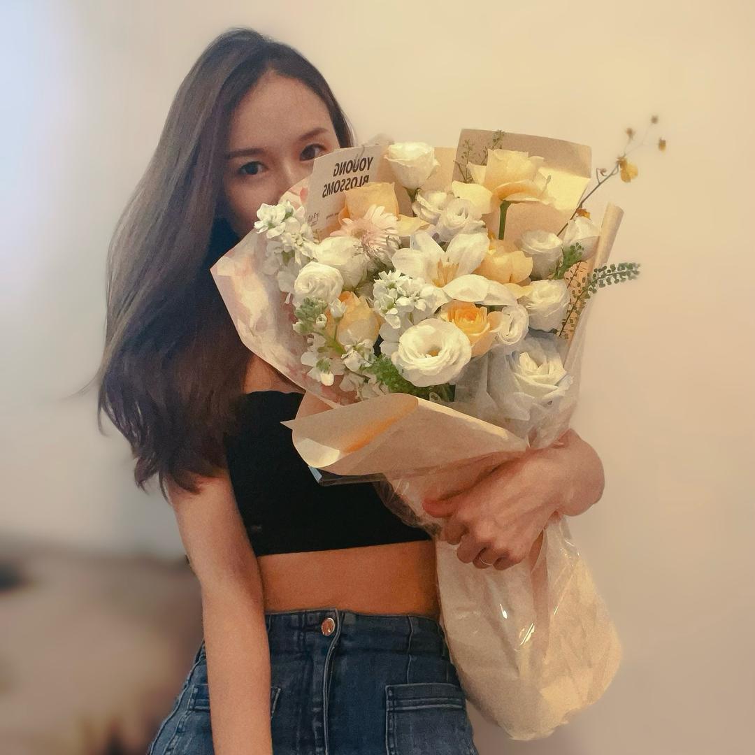 ༺ۣۖ小阿姨༺ۣۖ