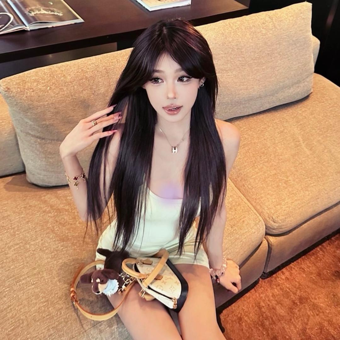洒脱的馨子