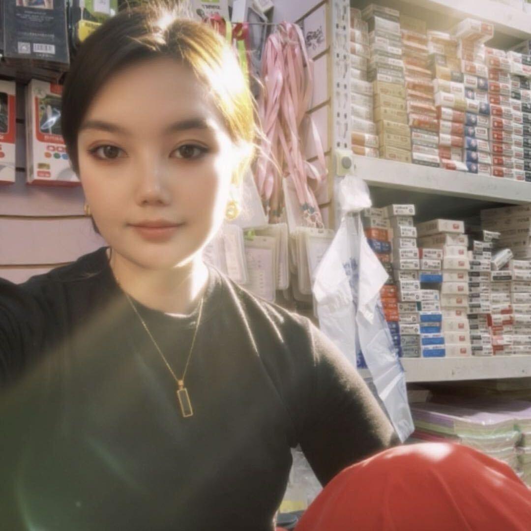 Sãfrûz 服装小店