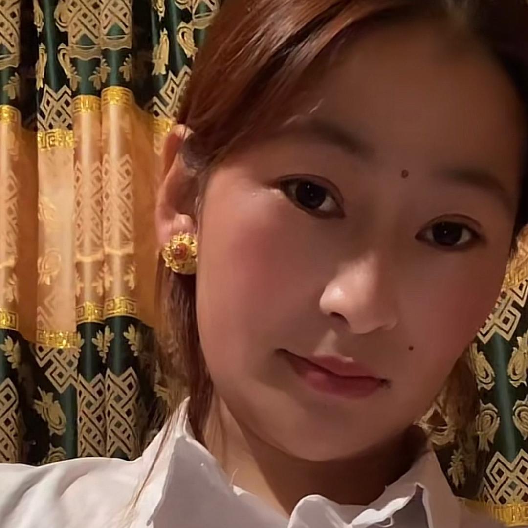 泽 仁，🥰，🌸