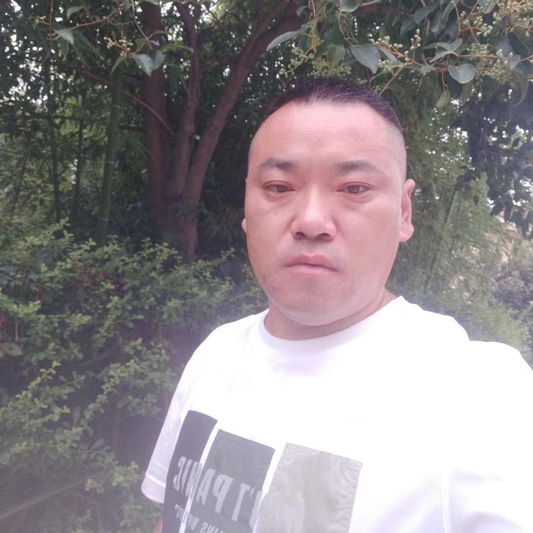 专业吊顶打柜子批墙