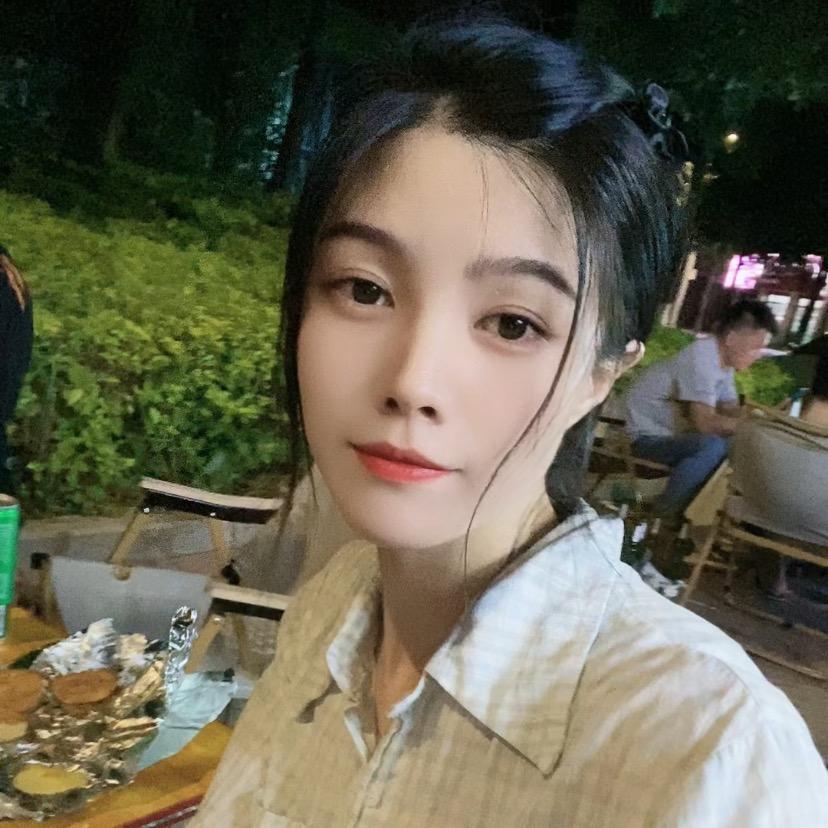 卖烧烤的小女孩👧🏻