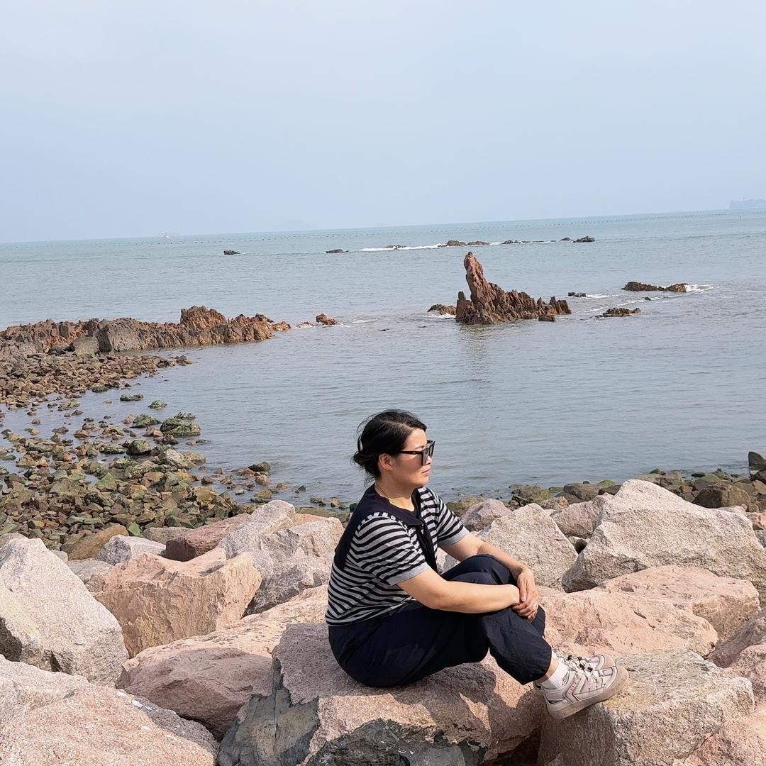 姗姗（捡无患子的小姐姐）