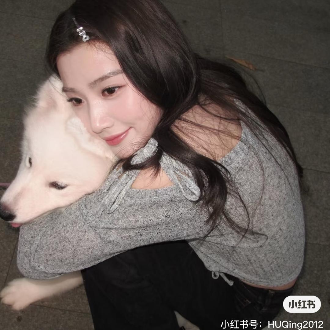 xiao琪脸很圆