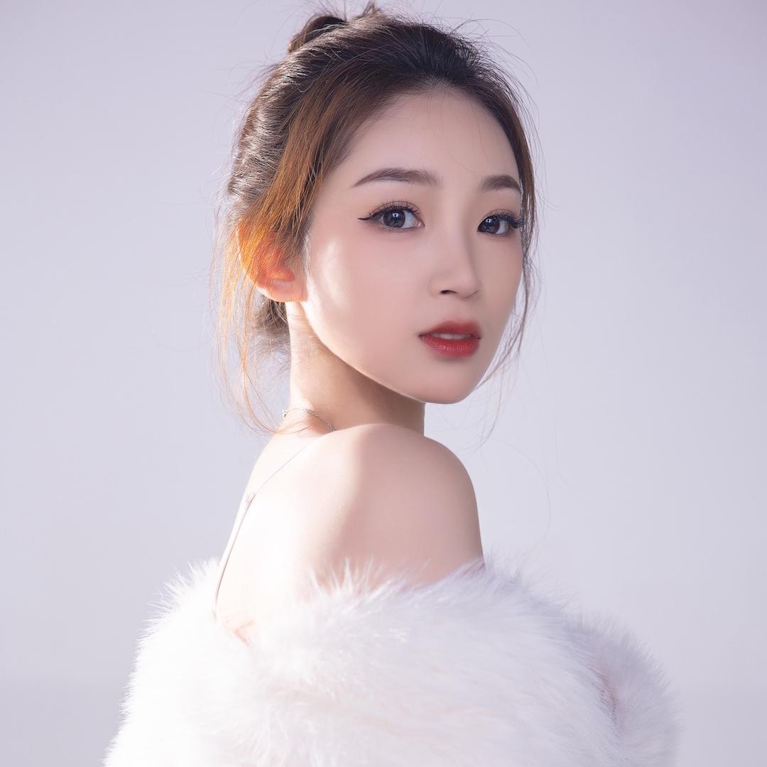 小小怡～