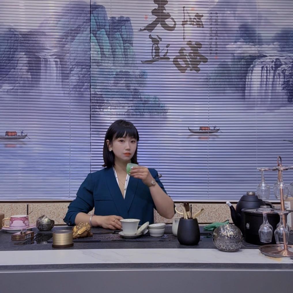 彩色路面工程人  谢菲