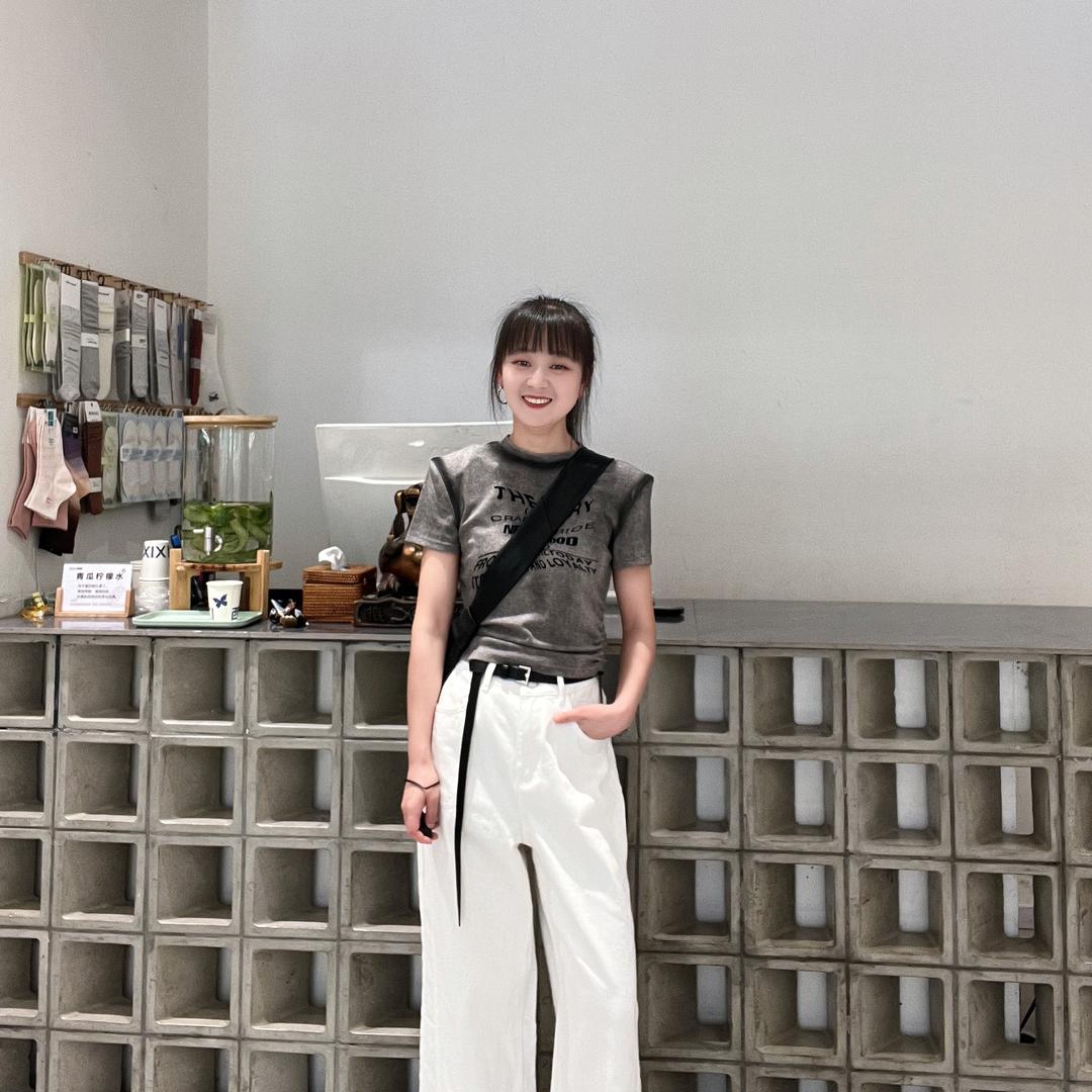 郑州西熙女装丰庆路店～崔崔