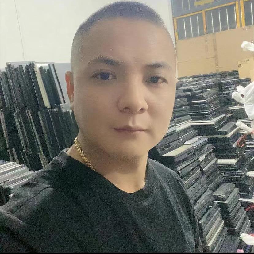硬汉小华哥