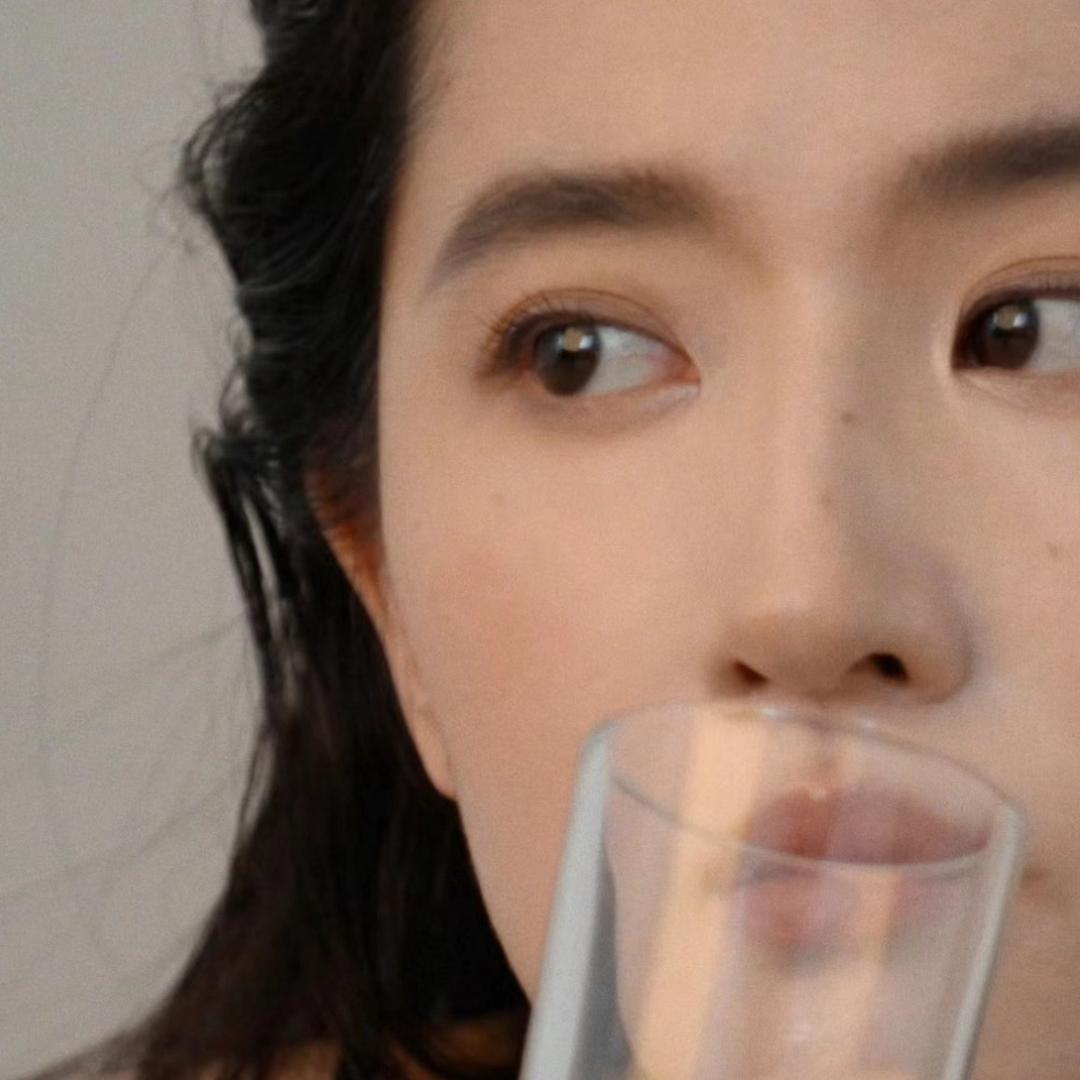 思密达本哒头像