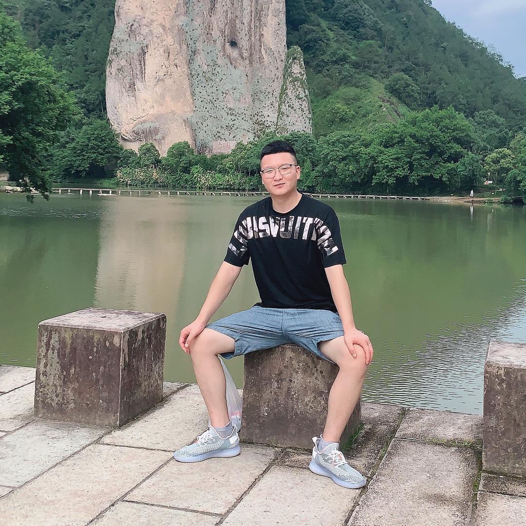 李天(努力上岸💪)