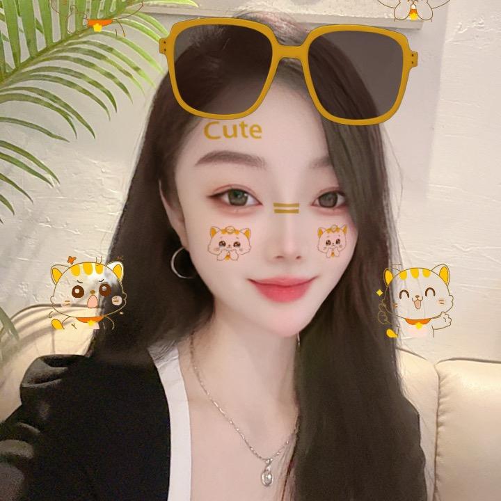 宝儿💃👚