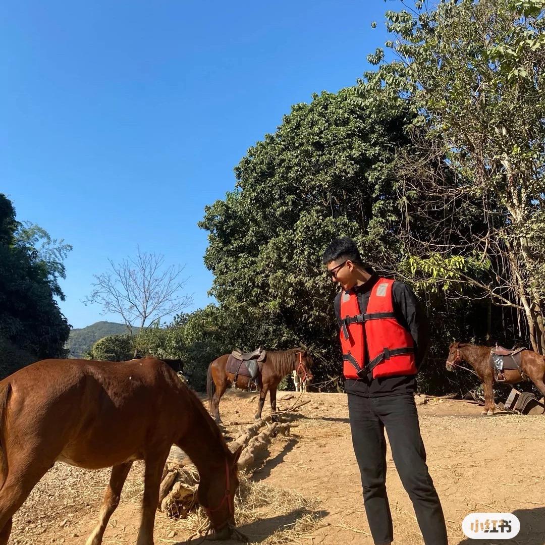 版纳星空电音剧场（傣迪酒吧）