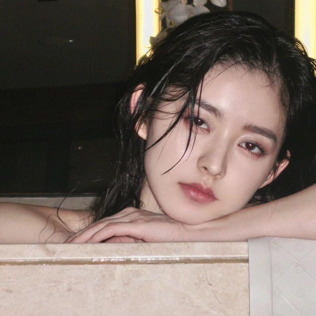 鹿依呀   🖤 ༣
