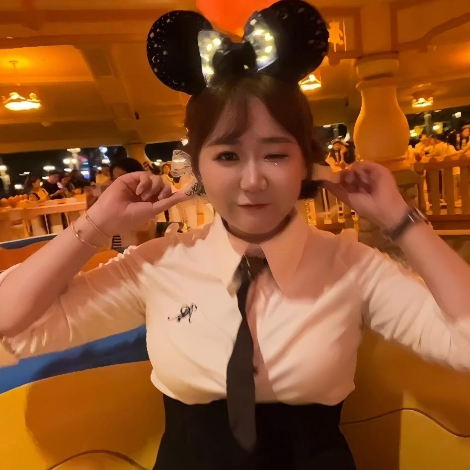 圆滚滚的小胖丁
