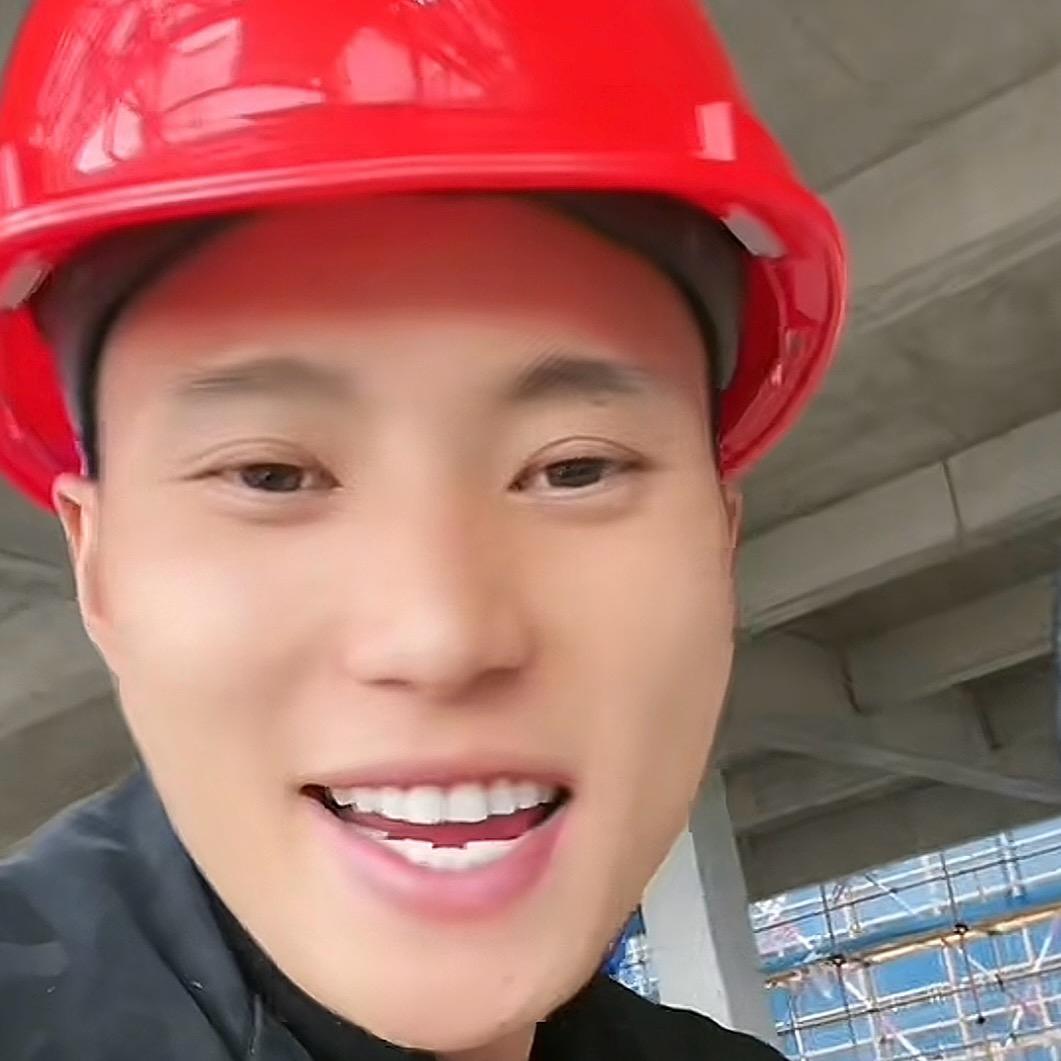 小李哥