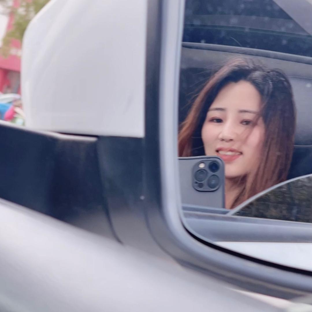 卖胡萝卜的小兔子