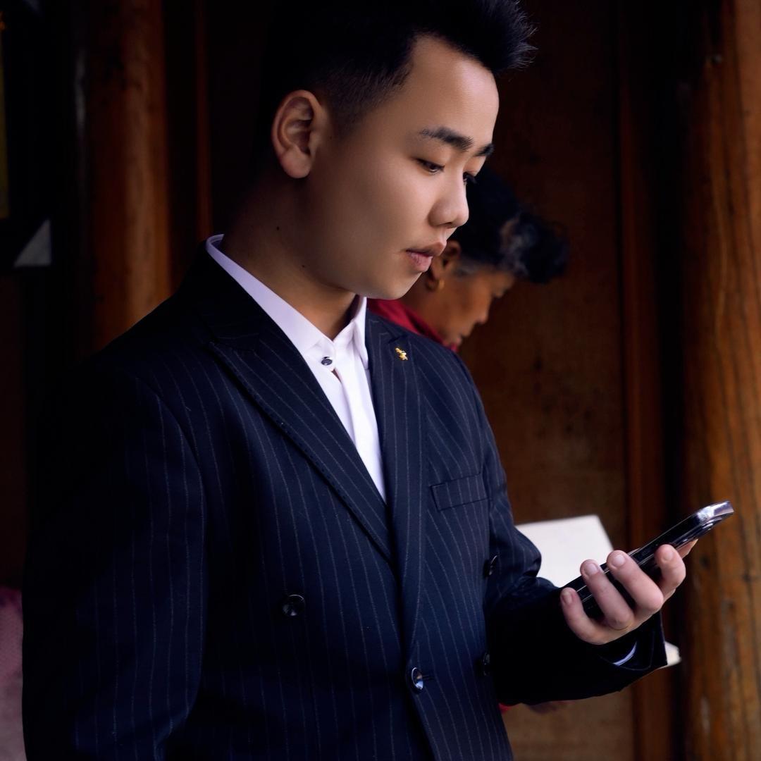 （昆明包租公）