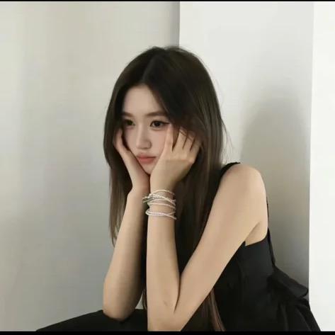 一片吐司ᥫᩣ．