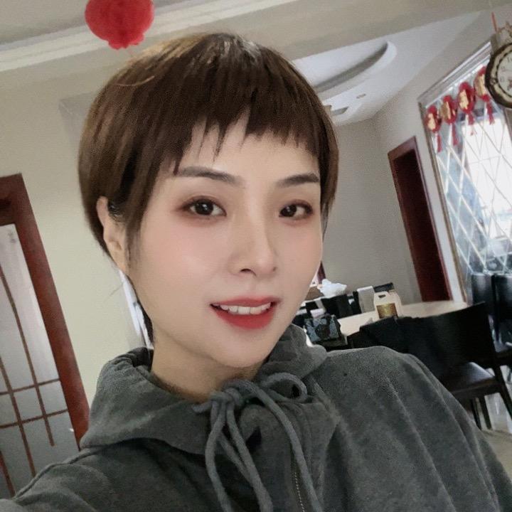沙河大角鹿小猫