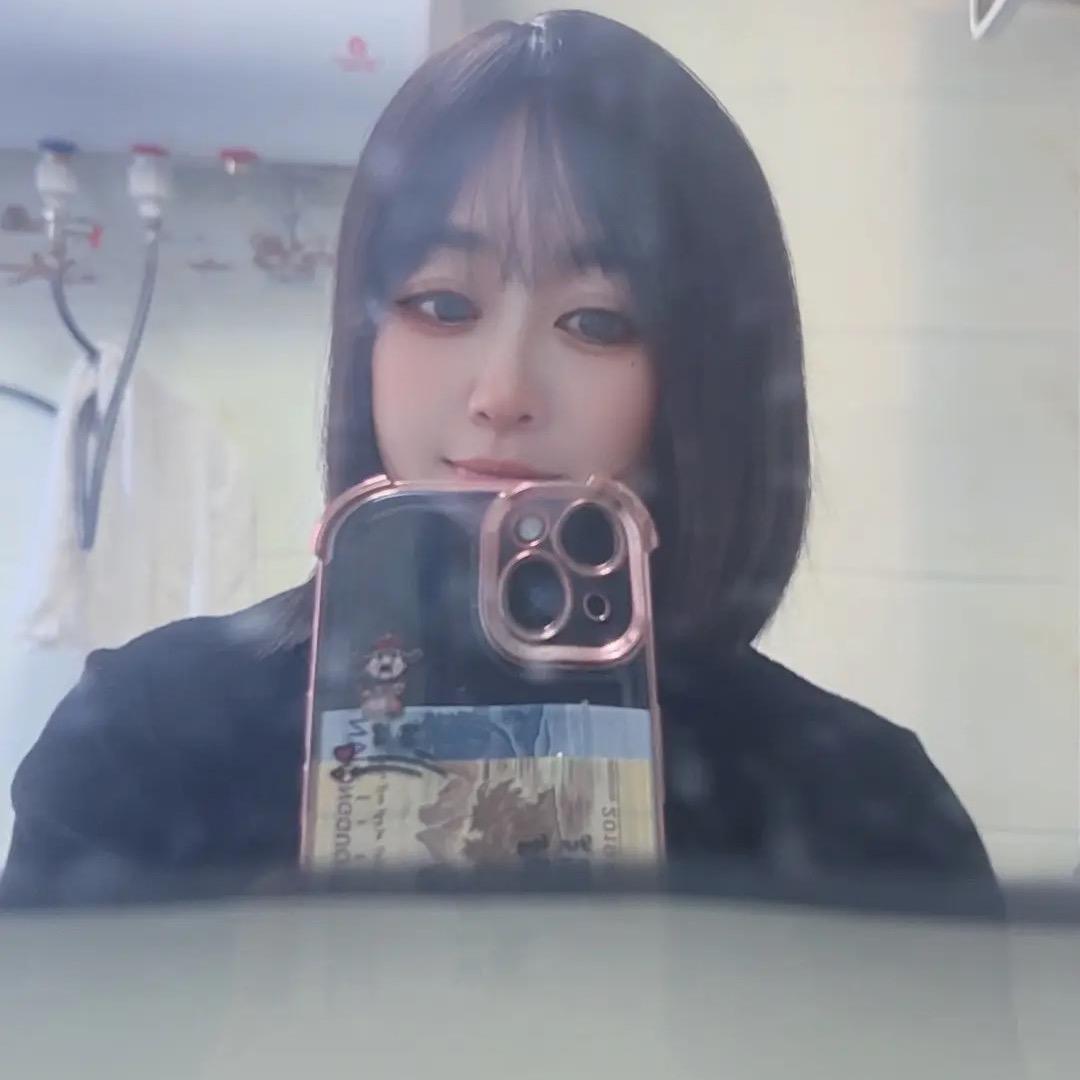 转身的笑容😊雷家姑娘🎈🎉🎉