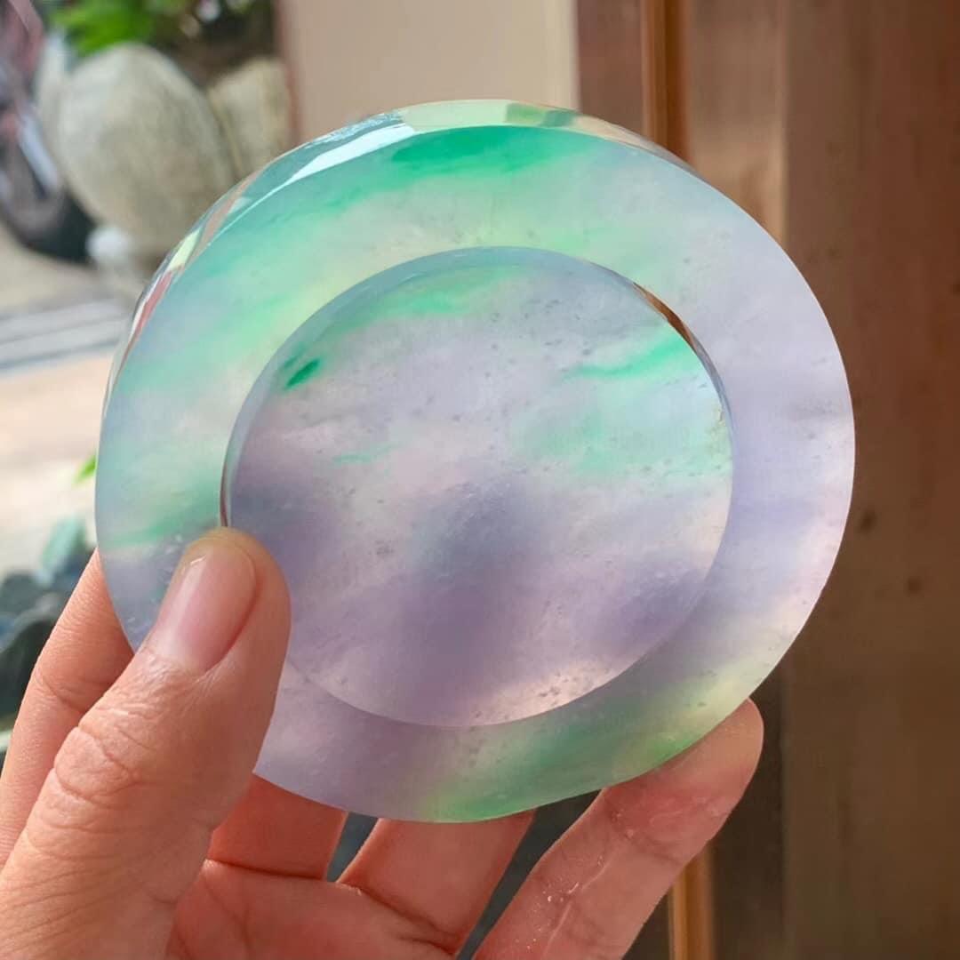 装13之我在曼德勒角湾市场卖翡翠处理手镯