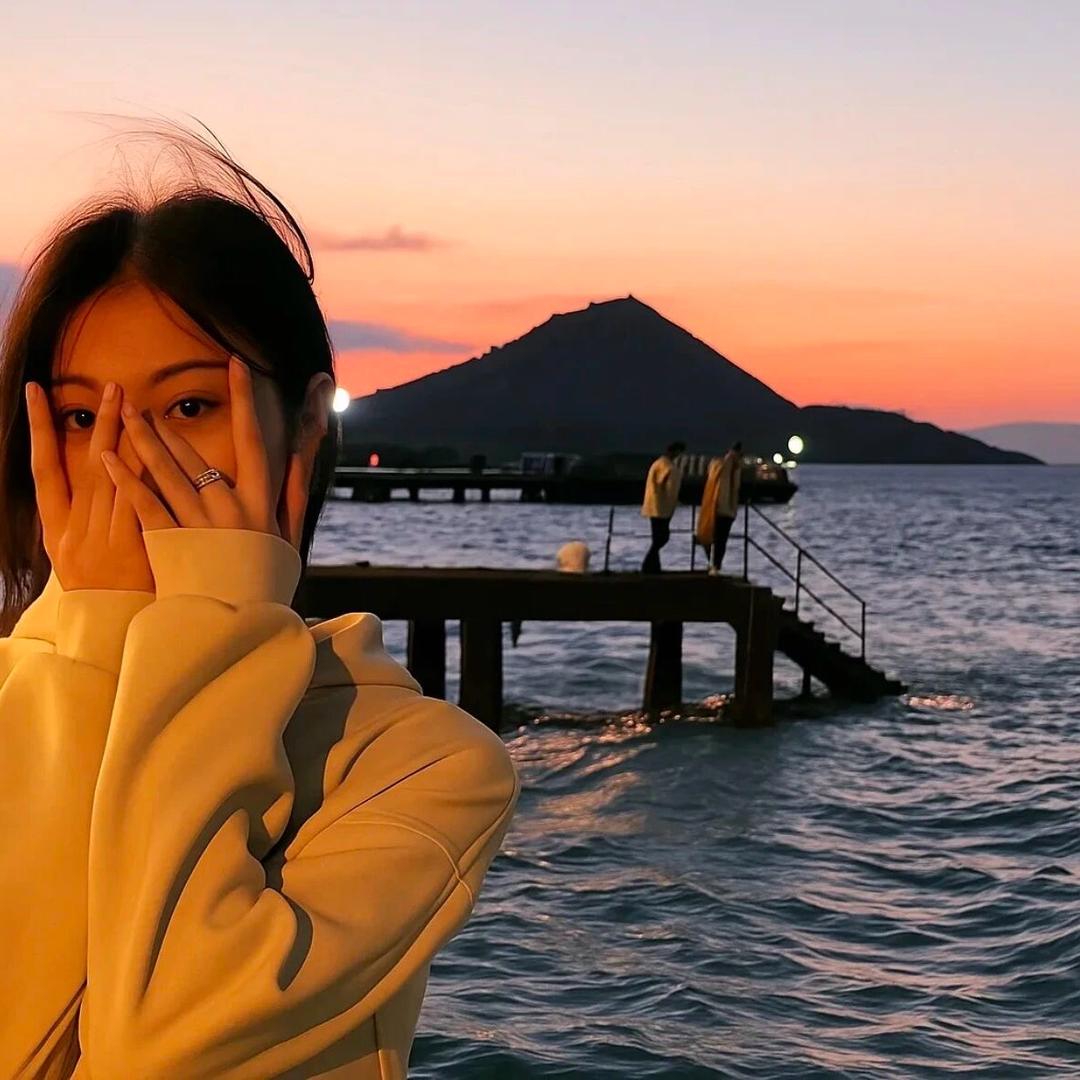 三月