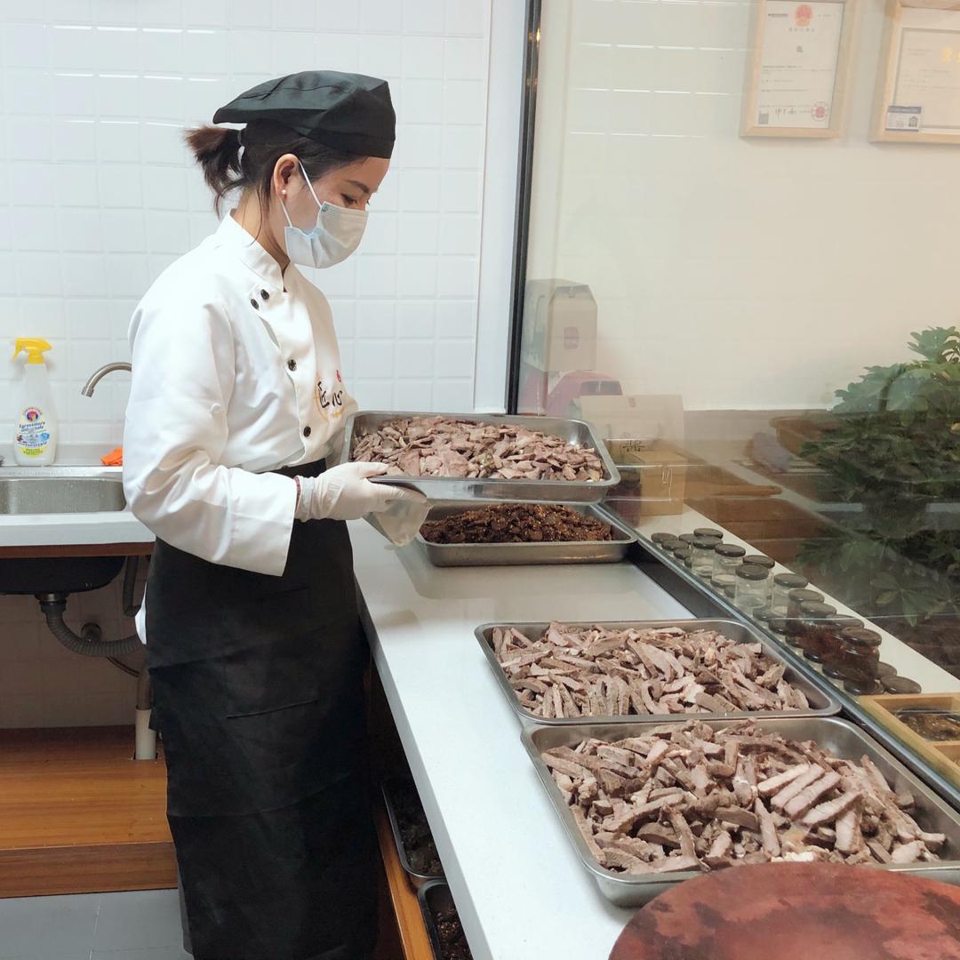 余鱼余纯手工牛肉坊官方号