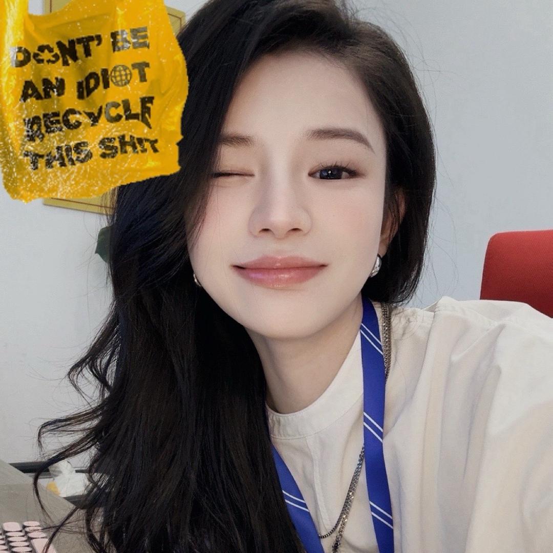 赫敏吖