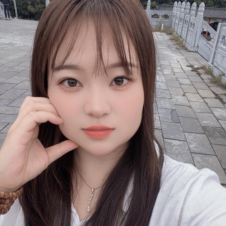 婵儿。