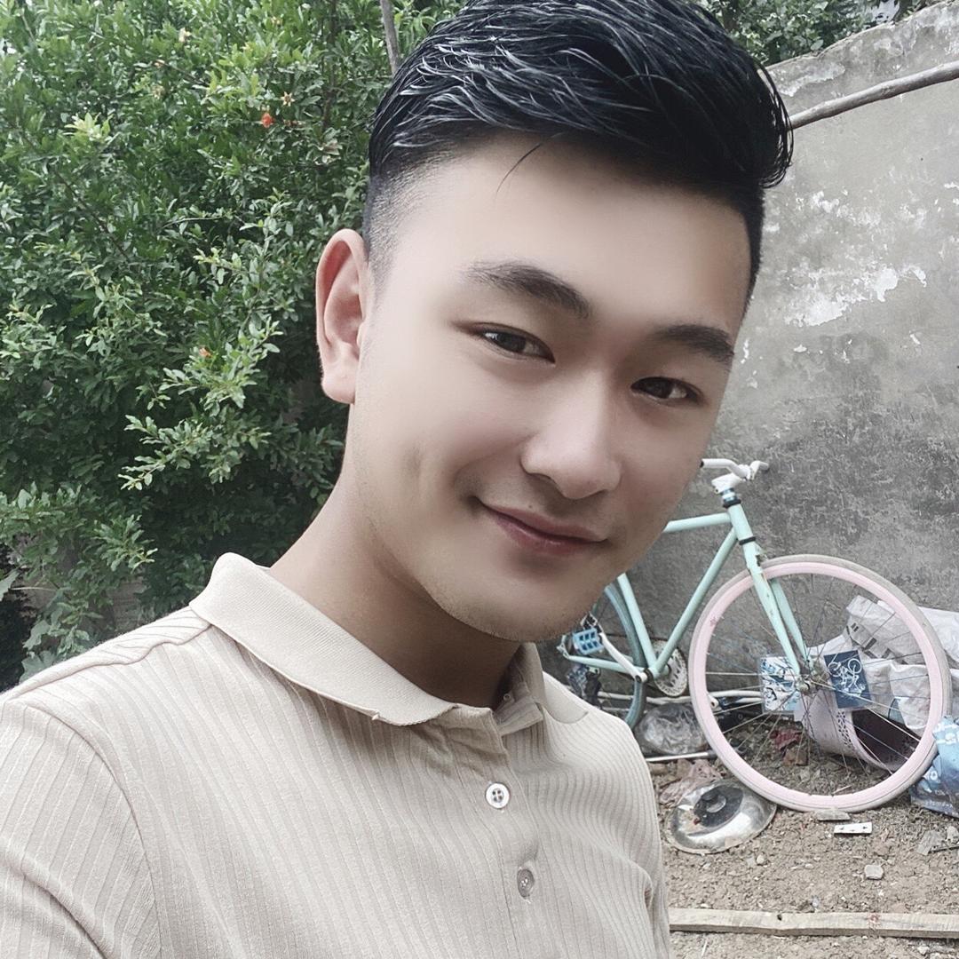召宝（婚车租赁 回收 保管）