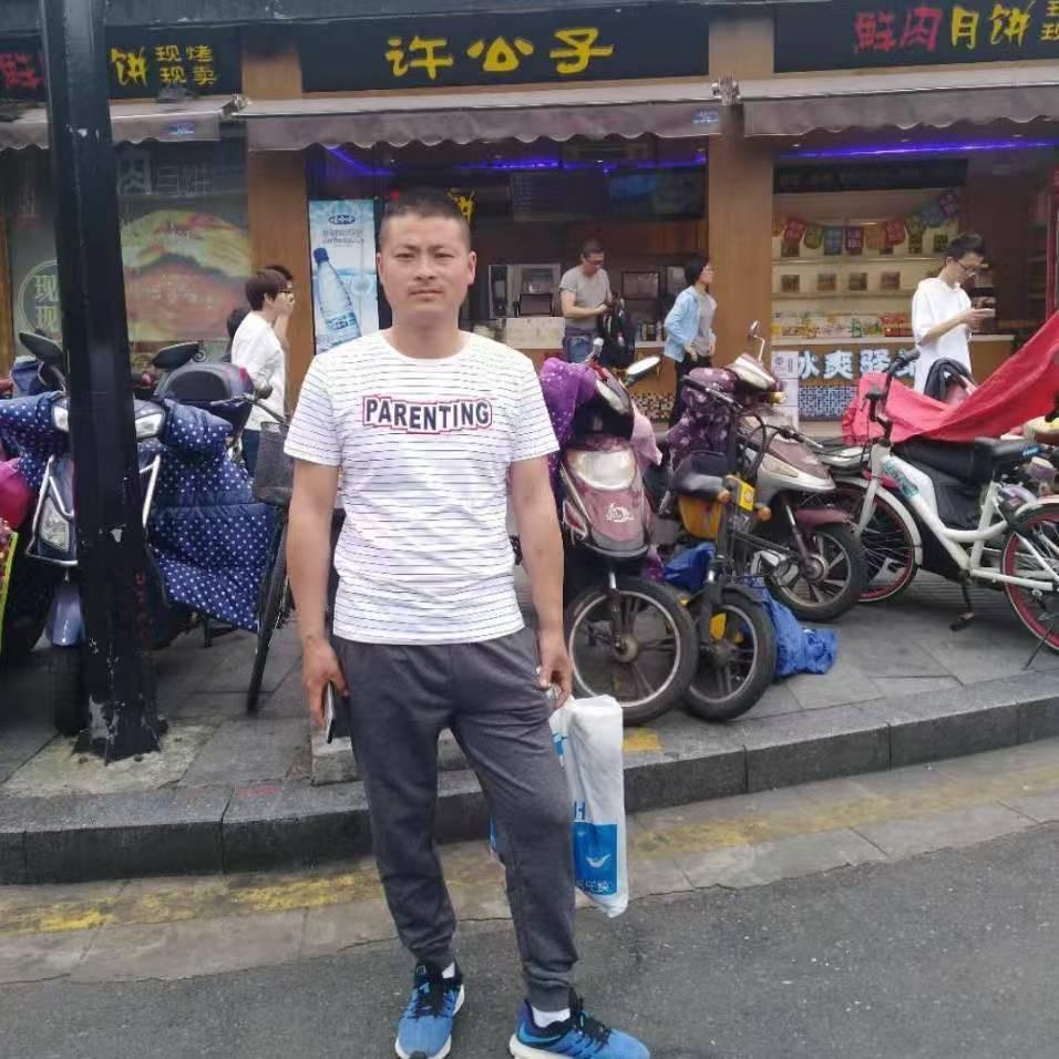 河南许公子（好说实话）
