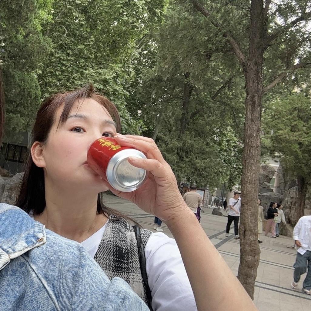 郑州实木地板tan 姐