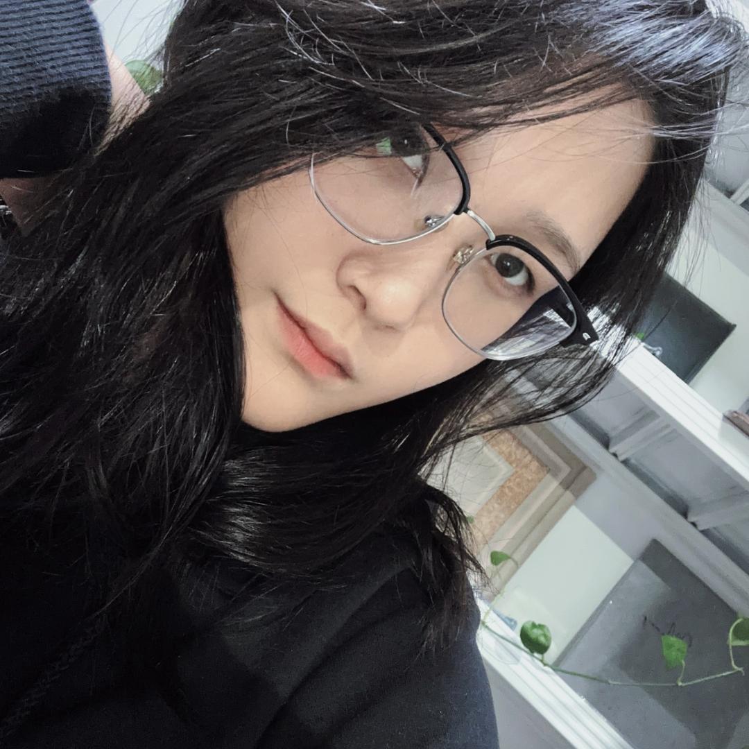 性感母蟑螂去蹦迪.