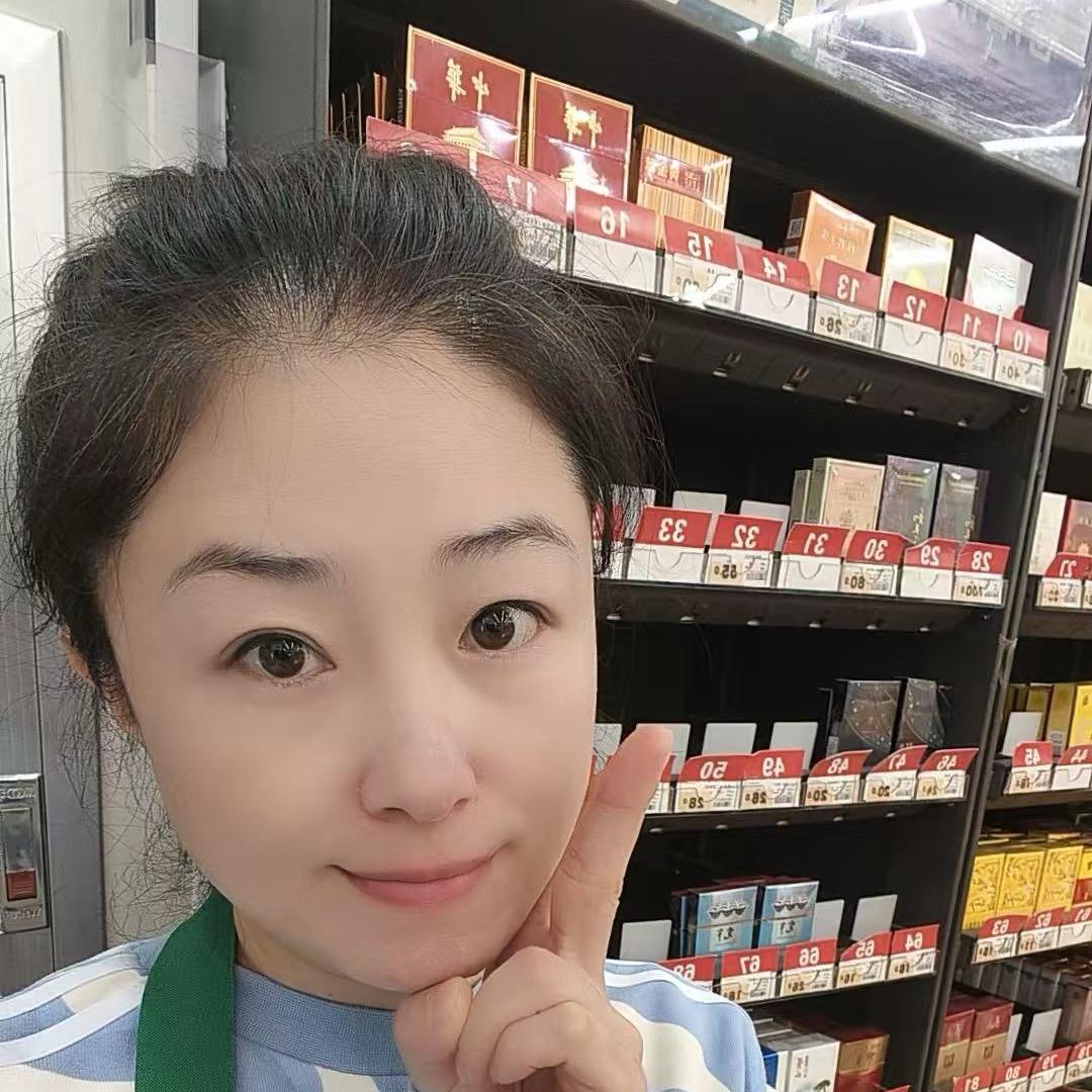 村里的小芳
