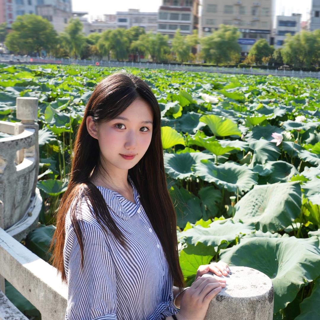 ૮・ᴥ・ა小琉璃