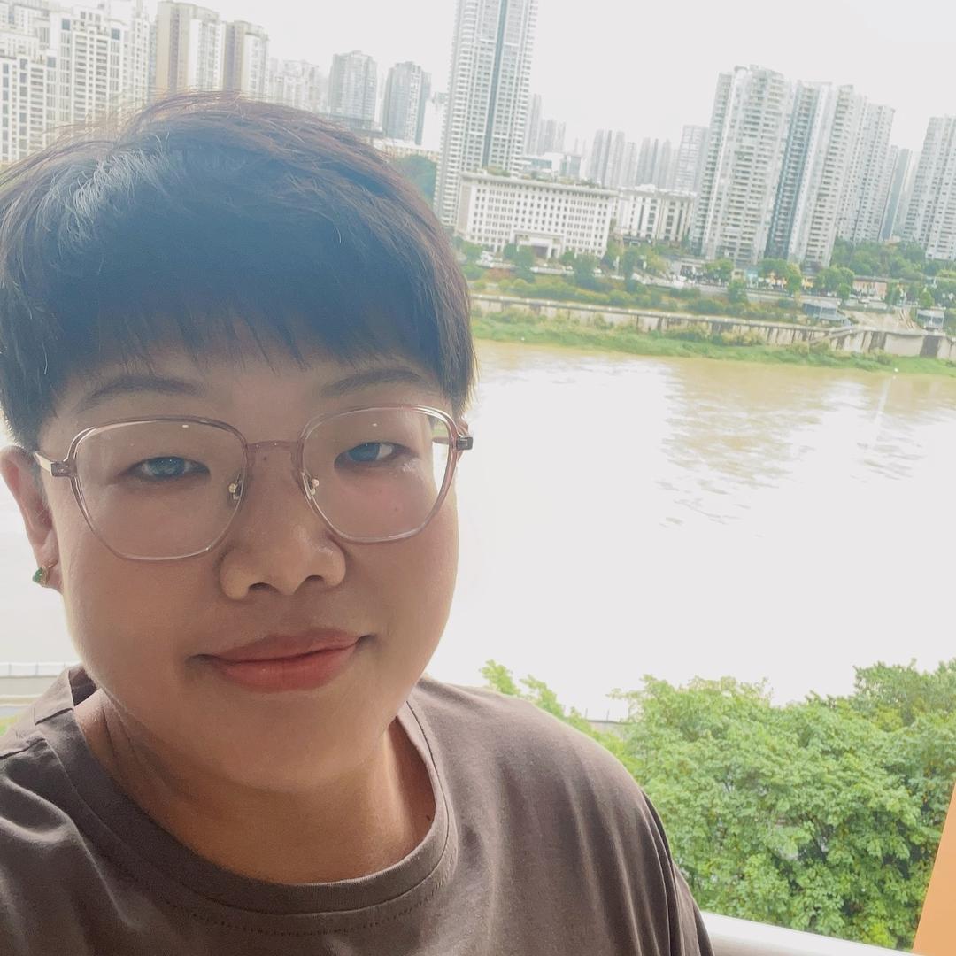 胖妞爱美丽