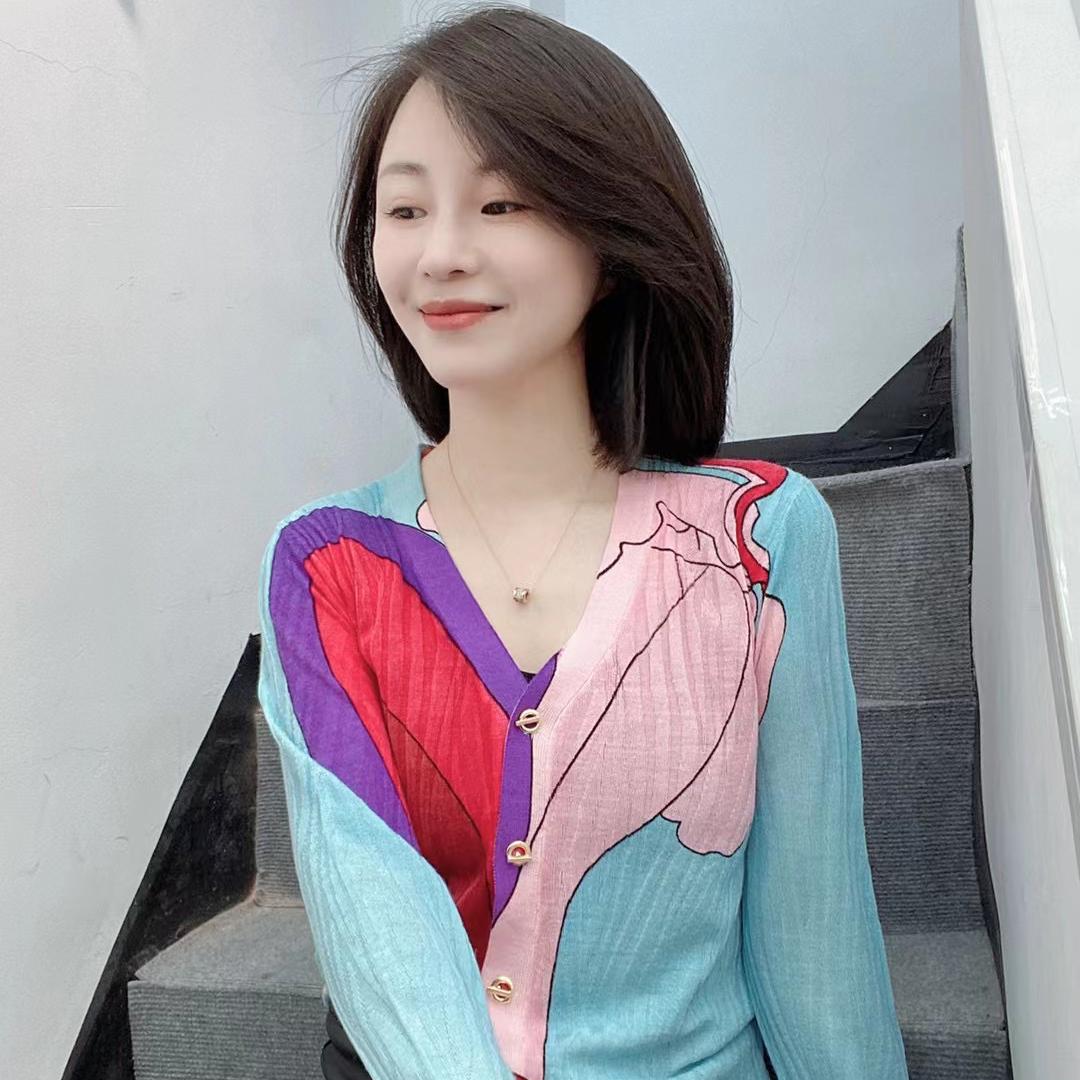秀云服饰
