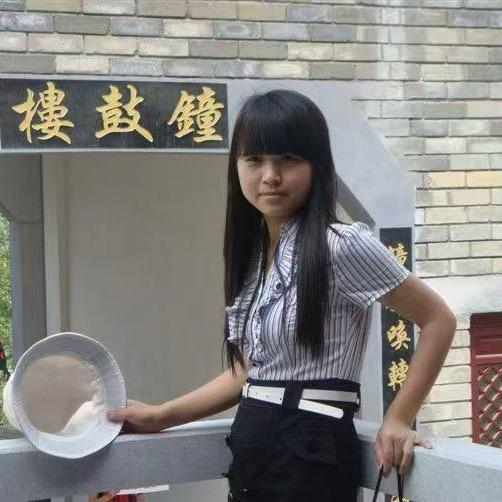 小艾同学